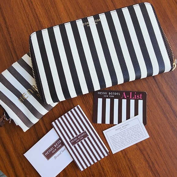 🔴SOLD🔴NWOT Henri Bendel Centennial Stripe Zip Around Wallet with Dustbag - Picture 10 of 11